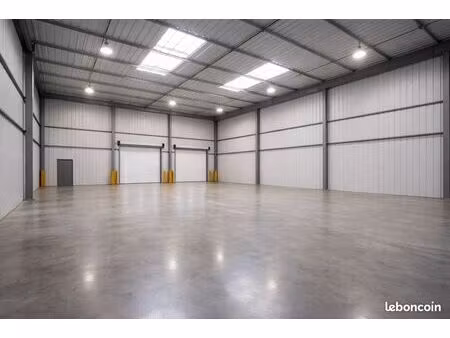 entrepôt pour réception & stockage temporaire de marchandises