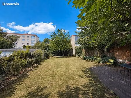 propriété 7 pièces 107 m²