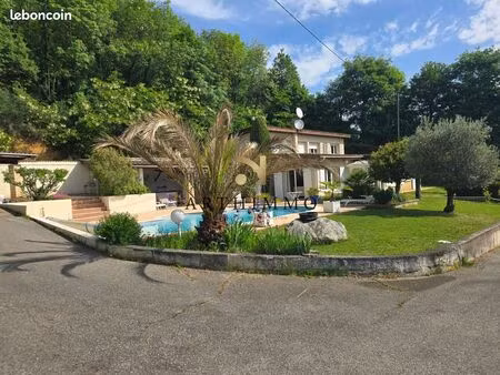 maison 6 pièces 155 m²