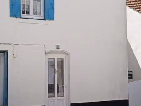 maison de village en pierre