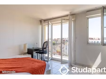 chambre 1 pièce 12 m²