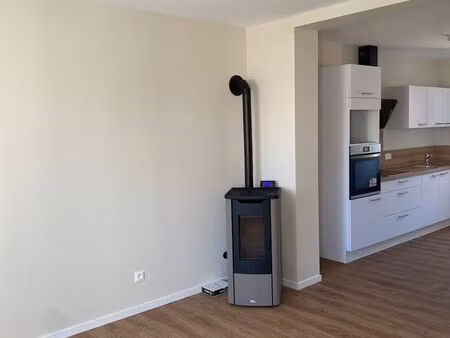 à louer – 2 appartements t3 refaits à neuf dans maison individuelle – proche frontière sui