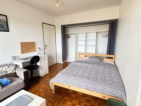 chambre meublée tout compris