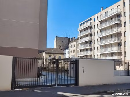 parking à louer