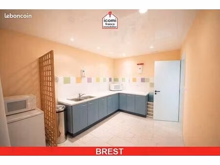 local d'activité 90 m²