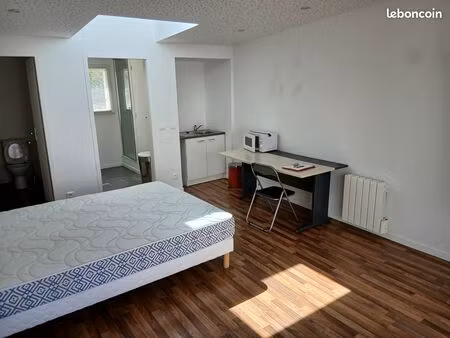 a louer à partir du 22.06.26 studio meublé indépendant de 27m²