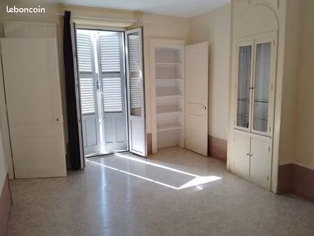 appartement t4