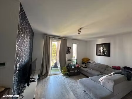 t2 meublé 38 m² – balcon filant – parking + cave – sans frais d’agence
