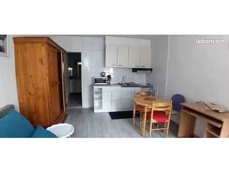 studio 23m2 (parking prive gare)