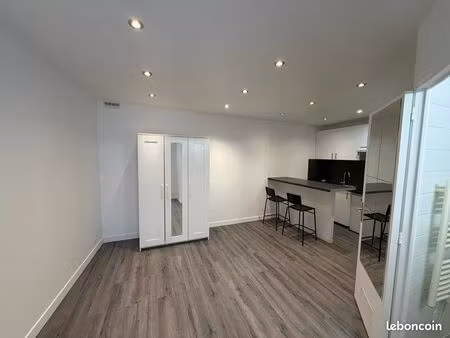 vincennes – studio refait à neuf avec cuisine équipée