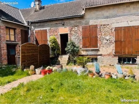 bien rare au cœur de villemeux-sur-eure – plus de 1 000 m² exploitables avec fort potentie