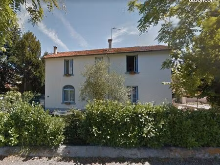 maison familiale en plein crest avec jardin