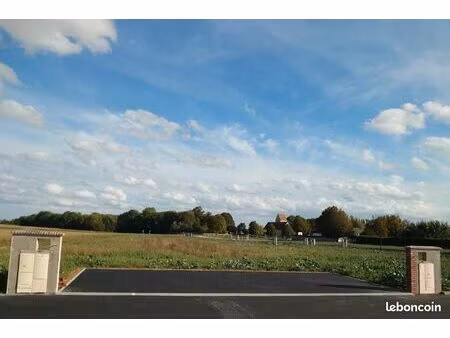 terrain 777 m² corancez