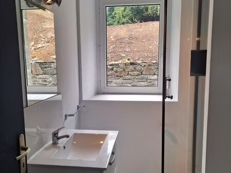 apparemment t2 duplex résidence sécurisé