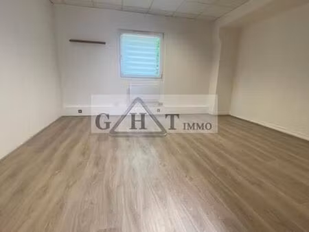 bureau 18 m²