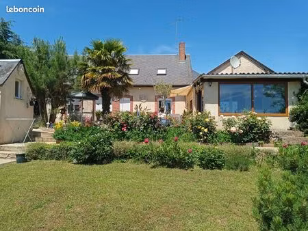 maison ancienne avec maison d amis