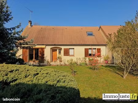 maison 7 pièces 170 m²