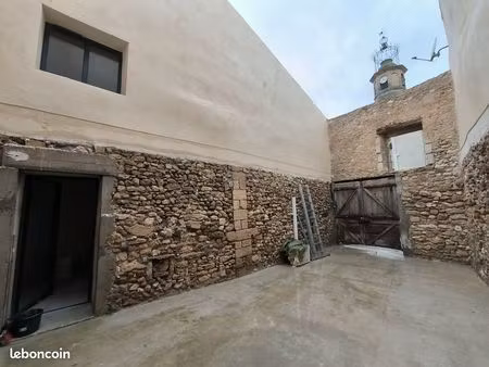 appartement dans petit village de fournes - proche pont du gard - urgent cause séparation