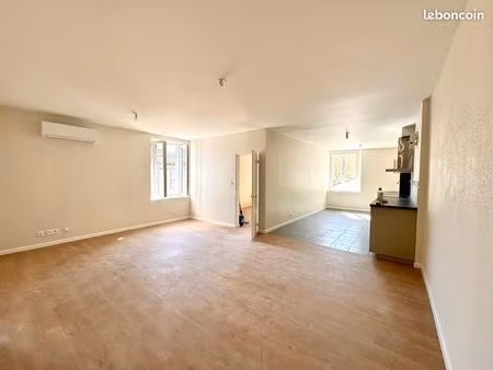 appartement t3 de 70m² entièrement rénové