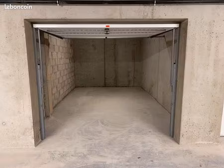 garage à louer