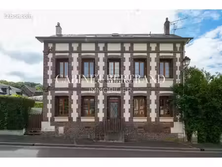 maison 6 pièces 93 m²