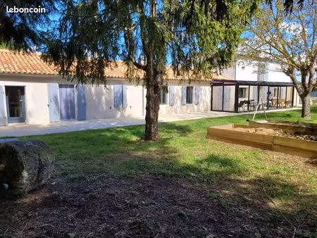 longère rénovée 180 m² – 5 chambres – terrain 1400 m² – dompierre-sur-mer (belle-croix)+t2