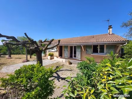 villa 4 pièces 95 m²