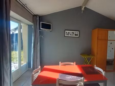 studio 29 m² tout équipé – eau et internet inclus