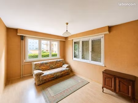 appartement 2 pièces 55 m² - balcon  cave  parking - quartier calme du ladhof