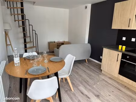 maison de ville en duplex t2 [31 m2] meublé - clérac