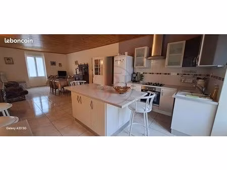 appartement 3 pièces 85 m²