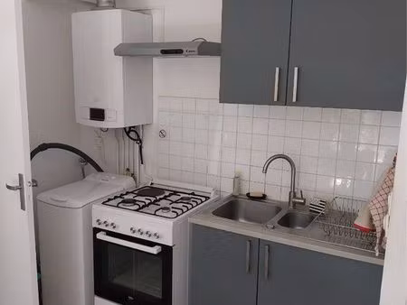 appartement t3 de 50m2 - parking -balcon - débarra