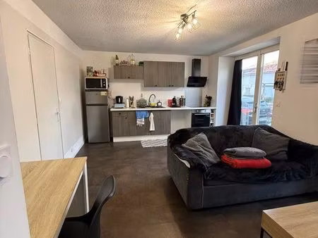 location appartement 2 ch +1 bureau 64m2