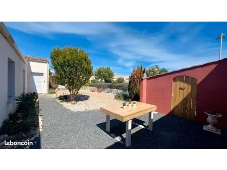 location lagord maison à l'année 150 m2