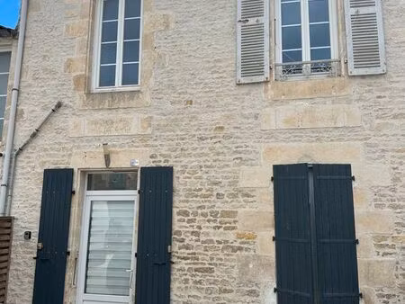 loue appartement centre courcon