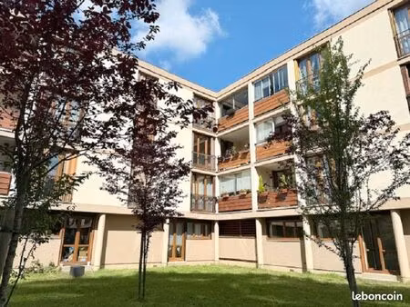 appartement 1 pièce 37 m²