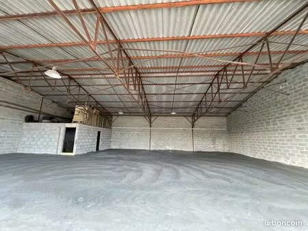 local artisanal/stockage