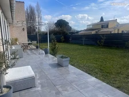 maison t3 meublée de plain-pied avec jardin clos et garage – pierrelatte  la ferme baume