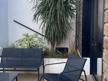 loft meublé rénové avec terrasse et parking – usage pro autorisé