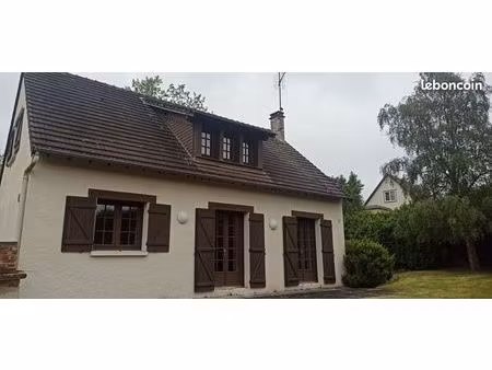 maison individuelle à proximité du centre de pont audemer