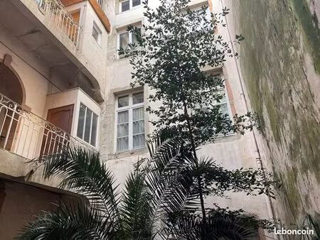 studio 1 pièce 35 m²