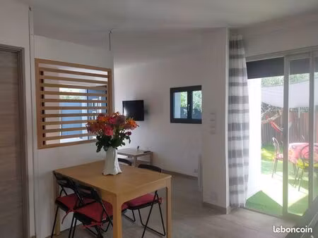 t2 proche chu carémeau + parking + jardin