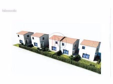 terrain 3 pièces 135 m²