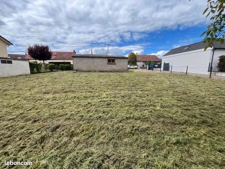 terrain 630 m² saint-vallier