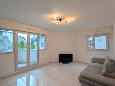 location non meublée - appartement t3 de 70 m² - ambilly