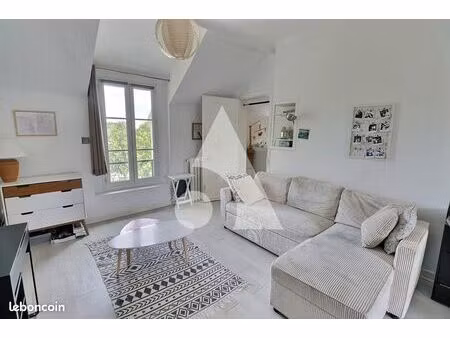 appartement 3 pièces 54 m²