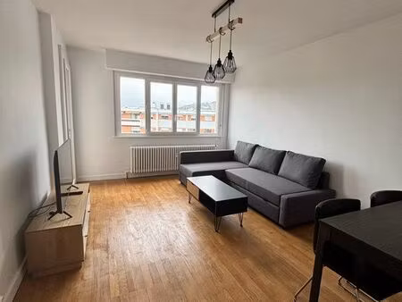 location meublée - appartement 3 pièces - 75 m² - annemasse centre