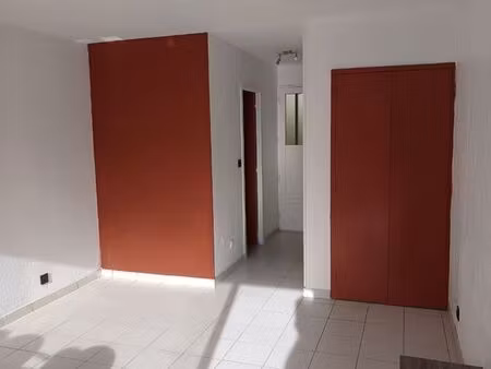 studio 27m2 avec blacon place de parking
