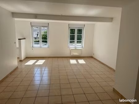 loue studio de 38m2
