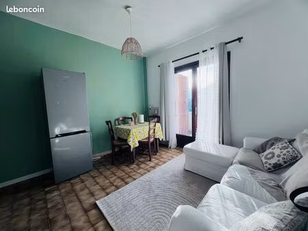apparemment à passy